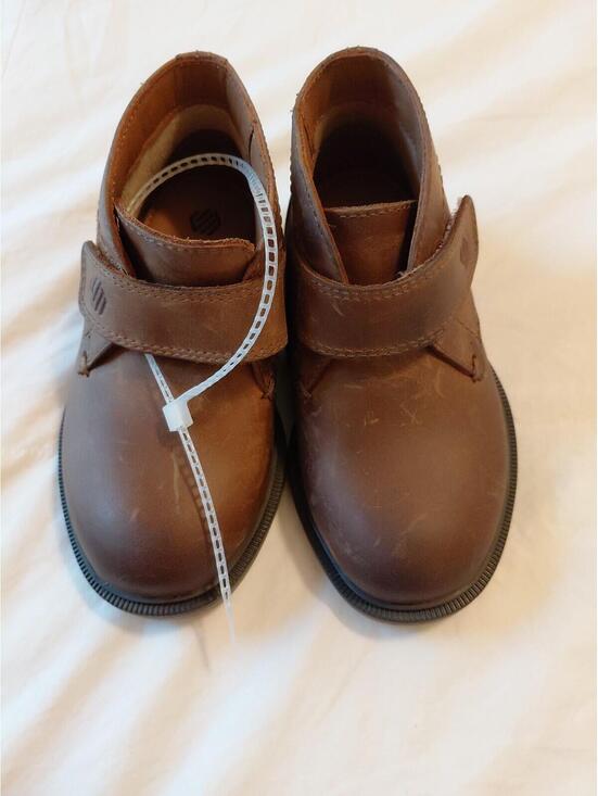 Johnston & Murphy Other - Johnston & MurphyBoys' Calder Leather Chukka Boots (Toddler) Sz 7 NWOB